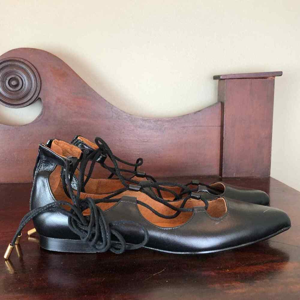 Sixtyseven NWOB Black Laced Ballerina Flat 37